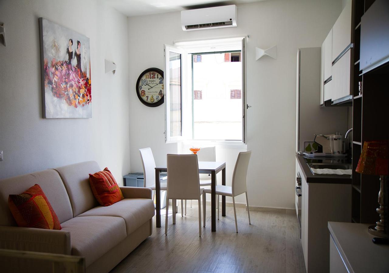 Murphy Holiday Home - Residenza XX Settembre La Maddalena  Exterior photo
